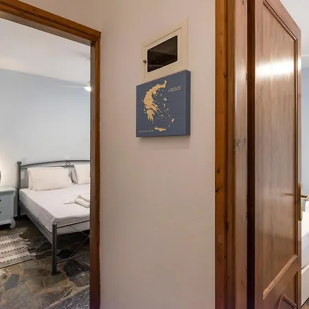 Elena's Traditional Dreamhouse Krotiri